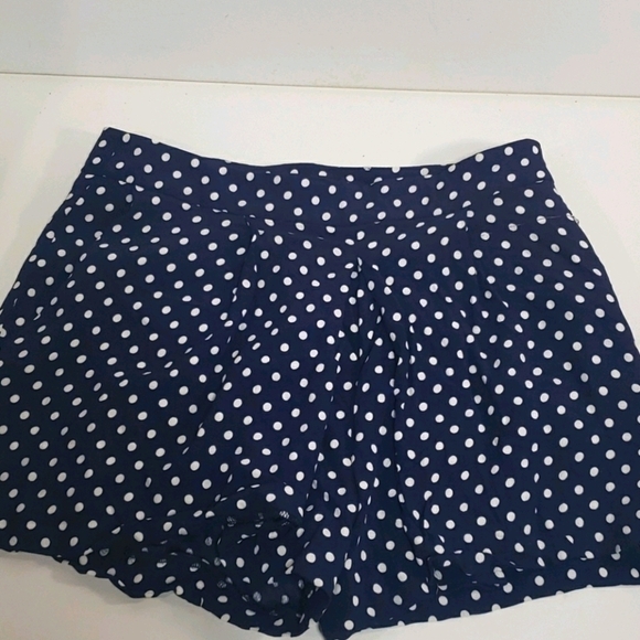 Zara Woman Polka Dot Shorts - Picture 3 of 9